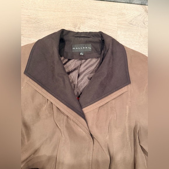 Gallery Women's Trench Coat, Size L Brown, brown Lining Rain Peacoat - Picture 4 of 9